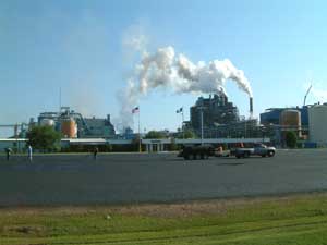 Gordon Blacktopping Service provides asphalt sealcoating.